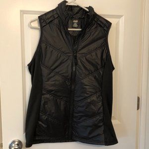 NWOT Avia Sport Vest. Size L